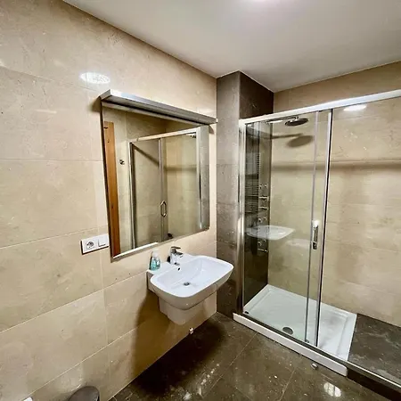 Atuairehome Cordon 2 Piso En Centro Historico Parking Incluido * Burgo